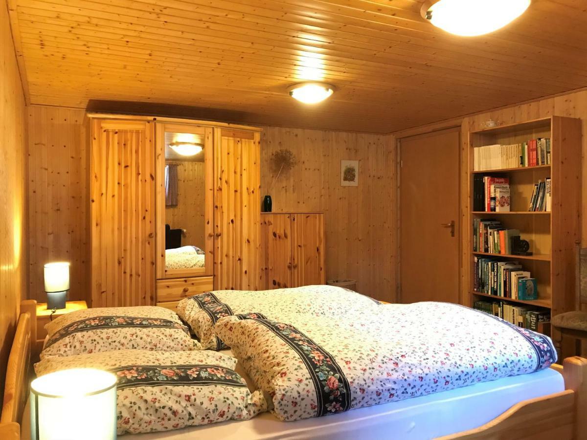 Schoenes Kellerzimmer Mit Bad Apartment Mittelangeln Exterior photo